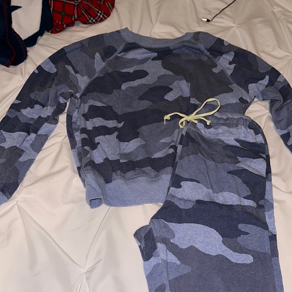 American eagle sweat set